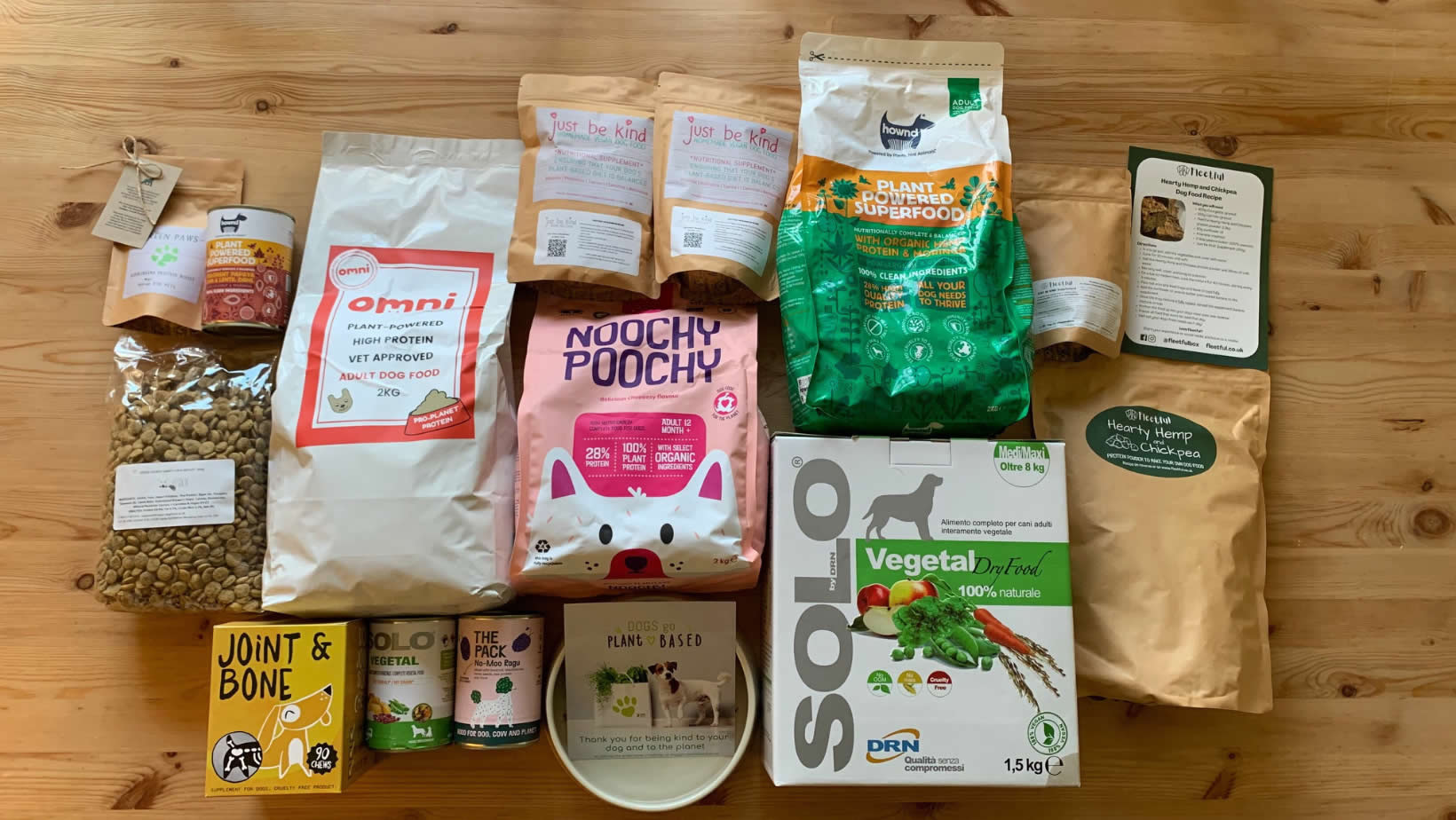All products you will receive when registering for the Green Paws Package!